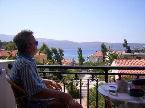 Patra's Kleopatra And Komissa Apartment